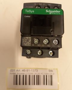 Contactor  Lc1D09B7 9A 24Vac / bulk á 24 pieces